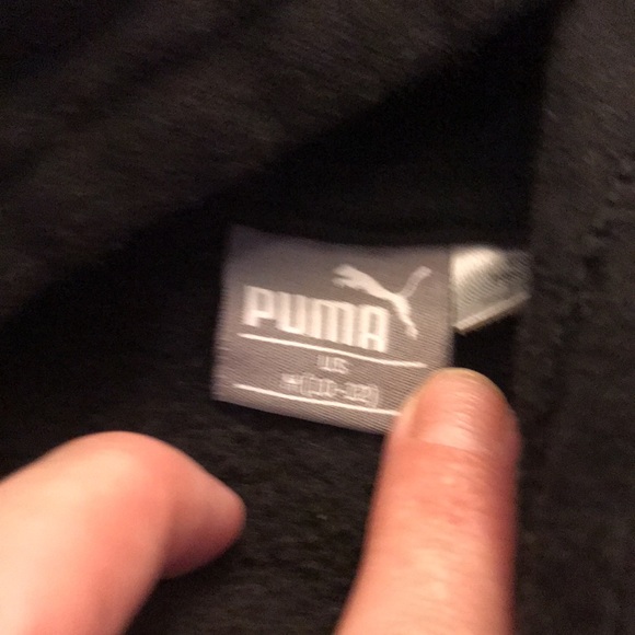 Puma Boys Black Kangaroo Hoodie- Medium - Picture 3 of 5